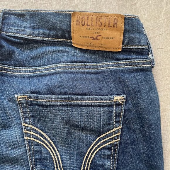 Hollister 1S Like New - Picture 8 of 10